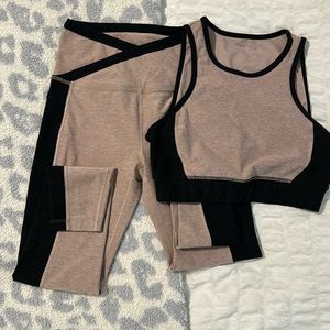 Like New Beyond Yoga Set